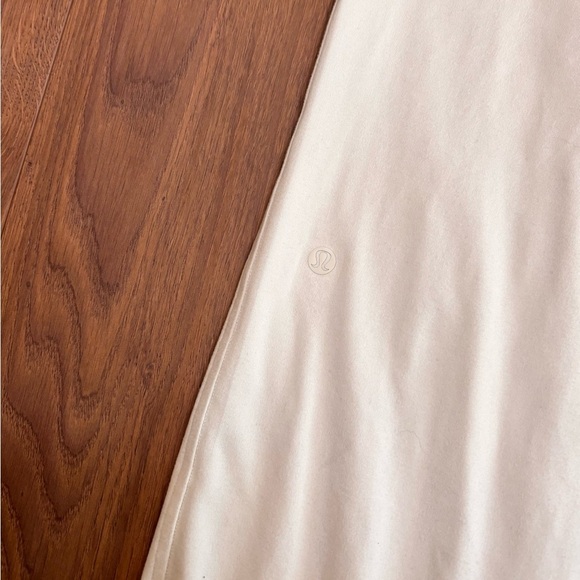 Lululemon “Bone” Soft Jersey Classic Jogger - Picture 6 of 6